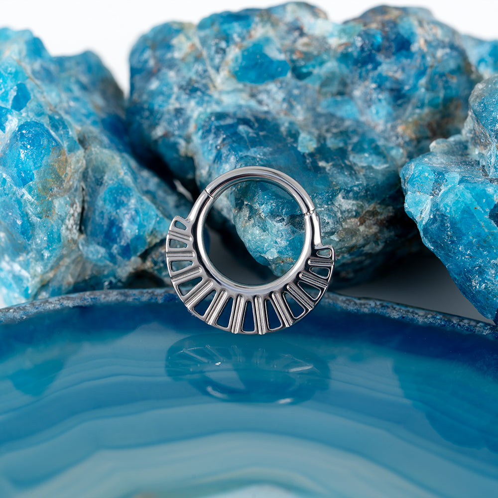 Maya Hinged Segment Ring 1.2 (16 G)