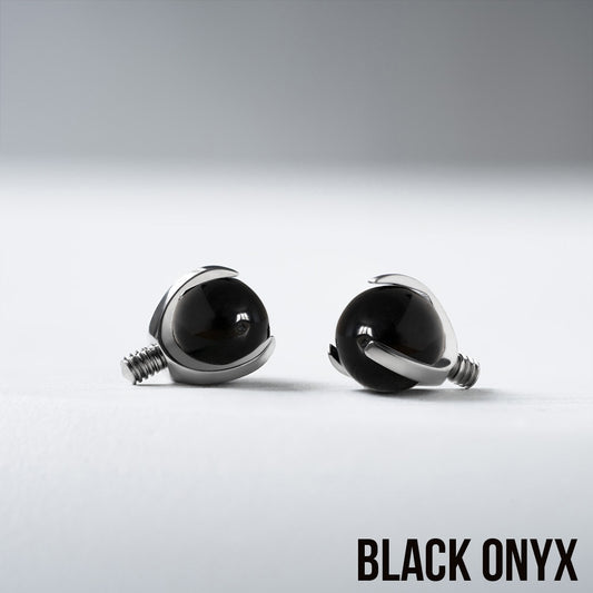 Three prong set black onyx ball top 1.6