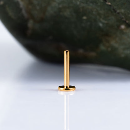 Threadless Gold labret post 1.2 (16 G) base 4 mm