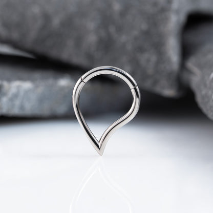 Teardrop Hinged Segment Ring 1.2 (16 G)