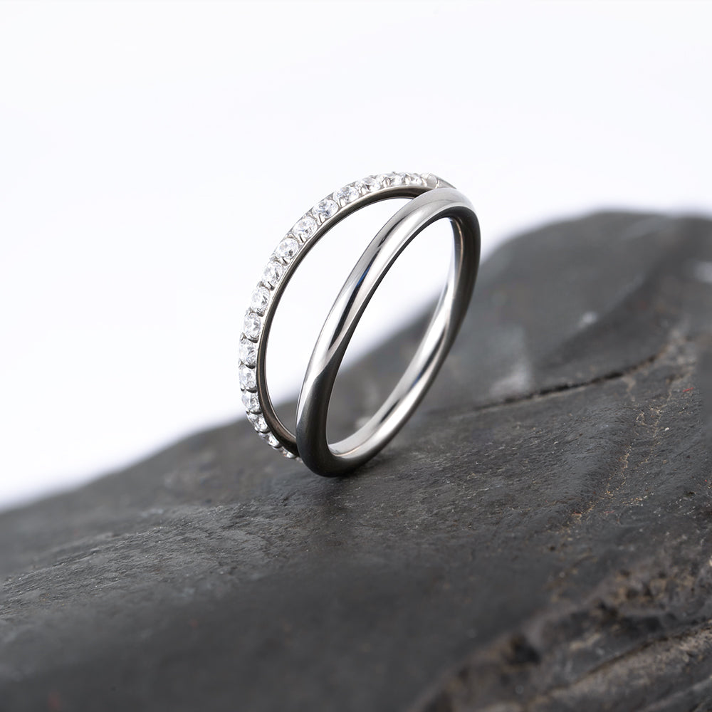 Half Smile Hinged Segment Ring 1.2 (16 G)