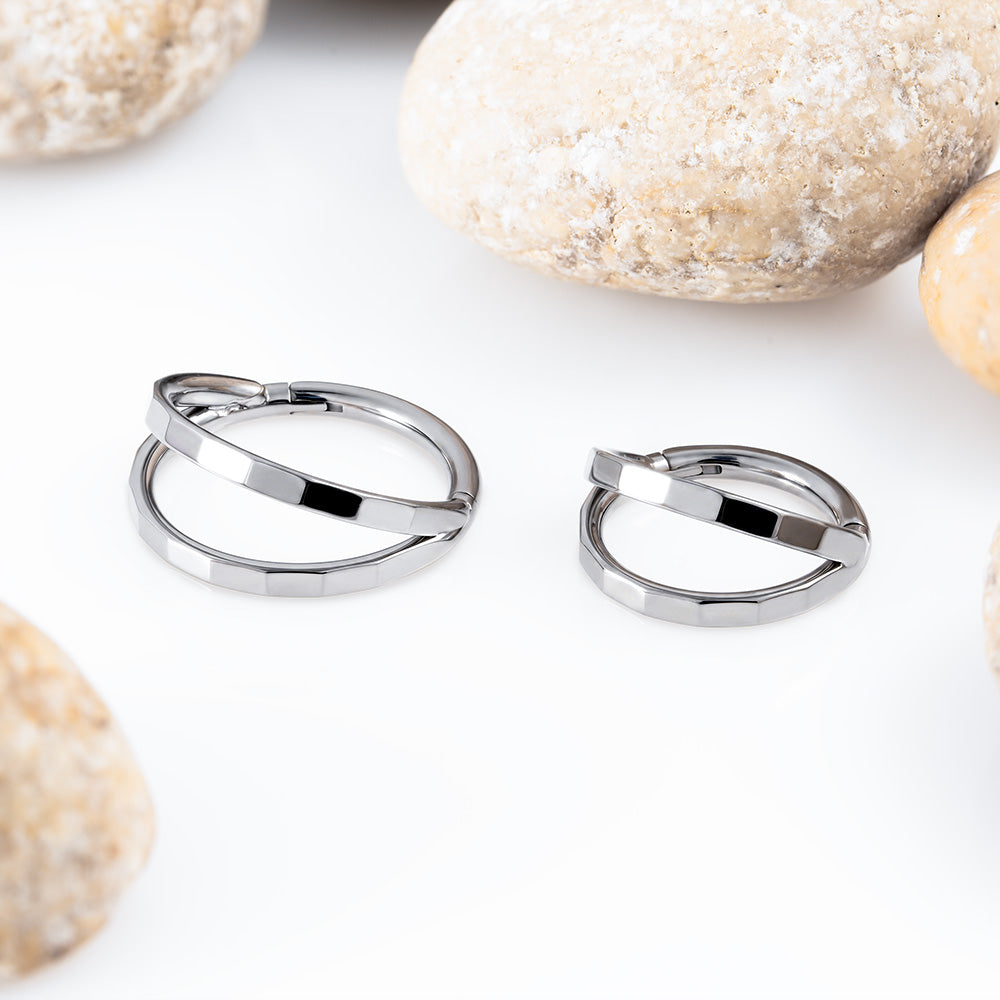 Smile Geometry Hinged Segment Ring 1.2 (16 G)