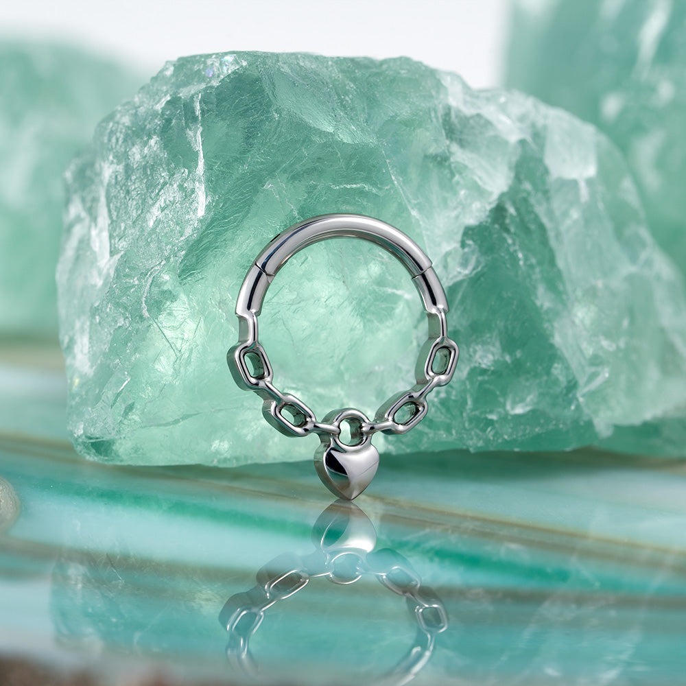 Heart Chain Hinged Segment Ring 1.2 (16 G)